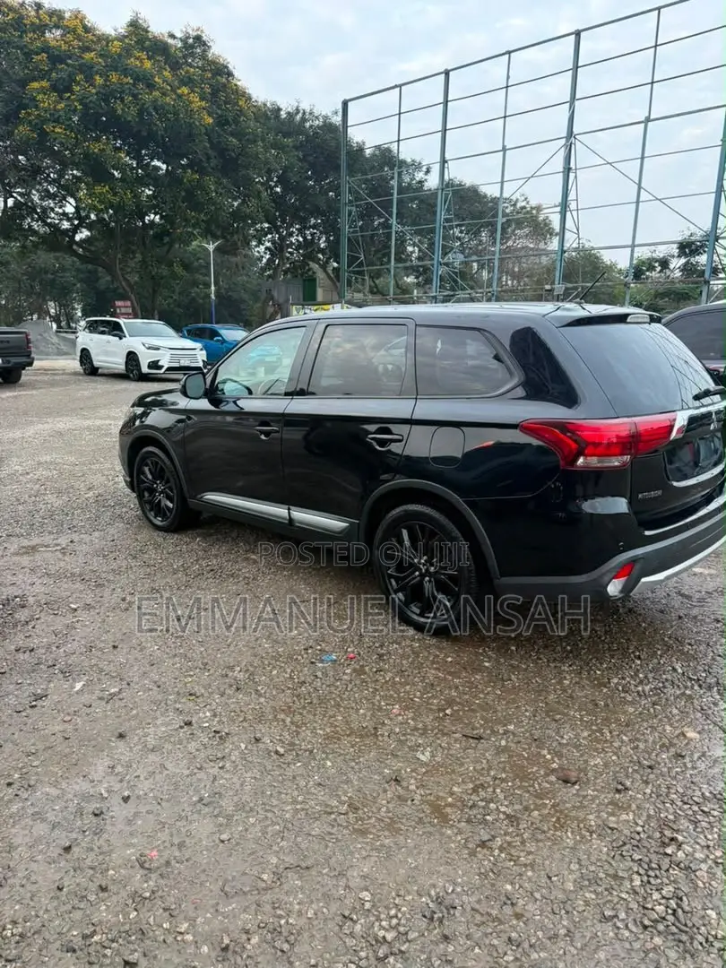 Mitsubishi Outlander ES AWC 2016 Black