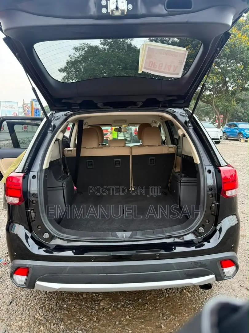 Mitsubishi Outlander ES AWC 2016 Black