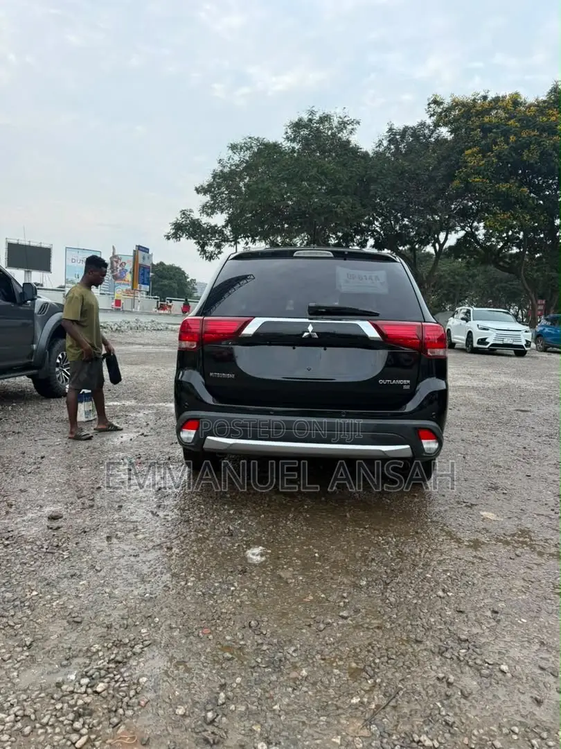 Mitsubishi Outlander ES AWC 2016 Black