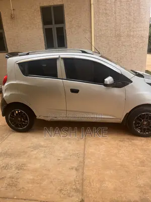 Chevrolet Spark Plus 2012 Gray