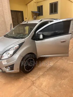 Chevrolet Spark Plus 2012 Gray