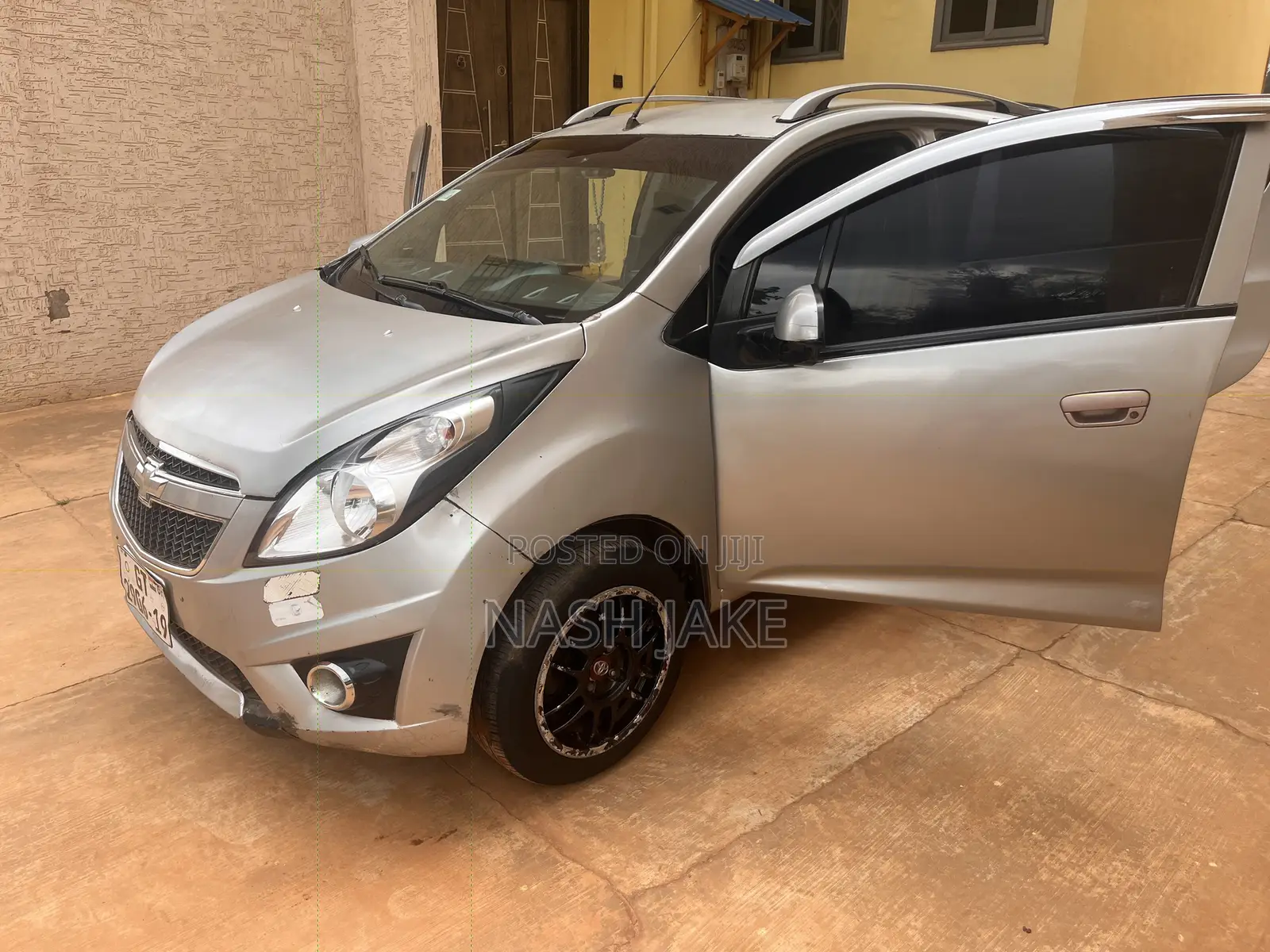 Chevrolet Spark Plus 2012 Gray