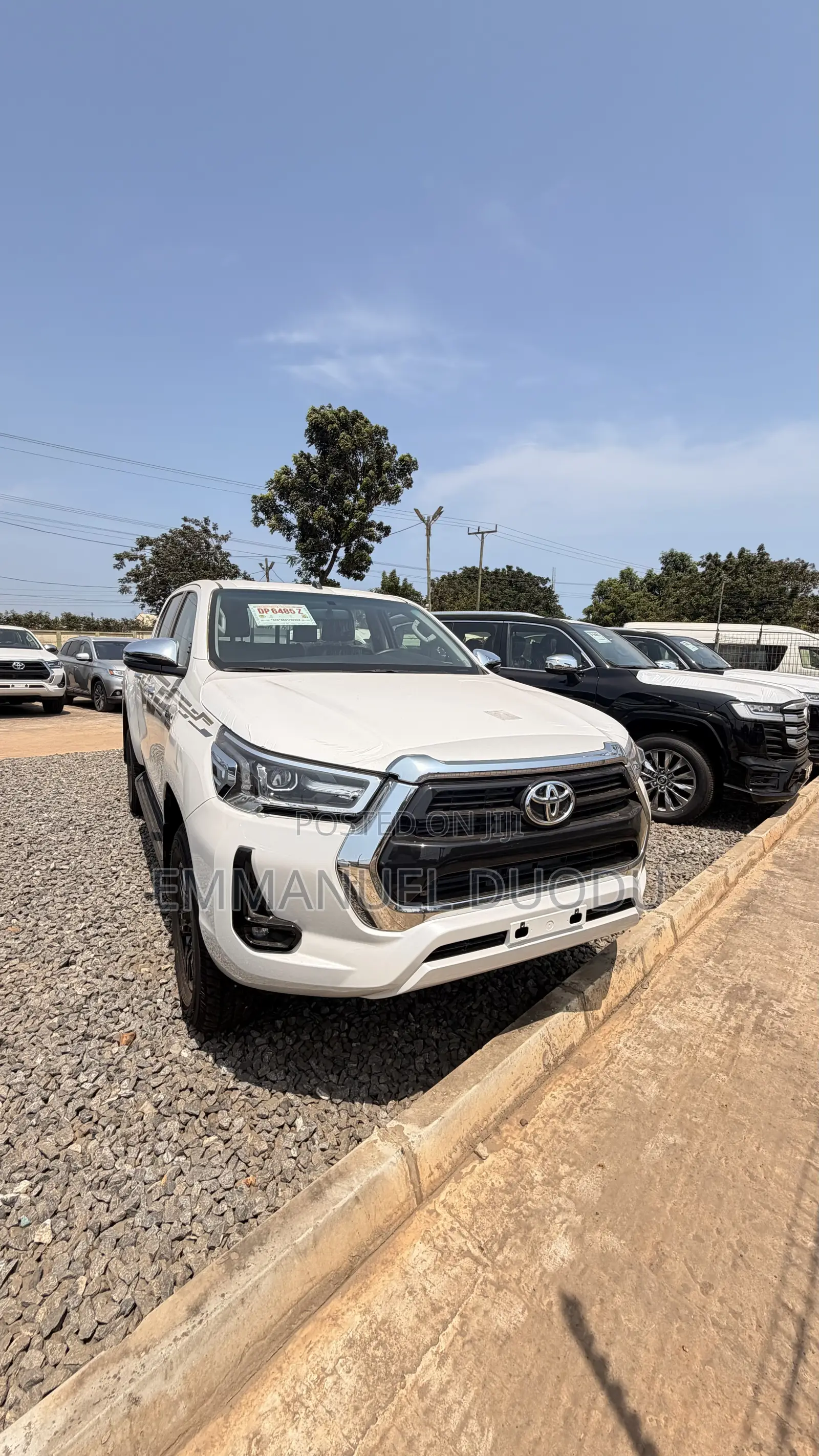 New Toyota Hilux 2025 White