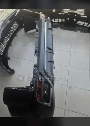 Lexus Lx600 Rear/Back Bumper (ORIGINAL)