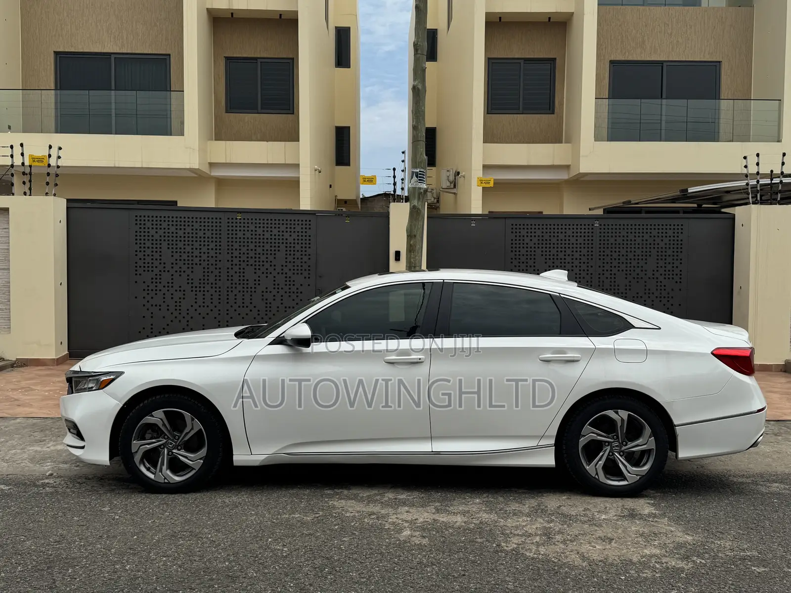 Honda Accord EX-L 2.0T 2020 White