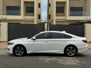 Honda Accord EX-L 2.0T 2020 White