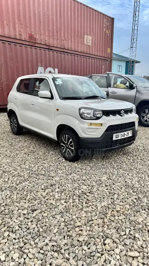 Suzuki S-Presso 2025 White