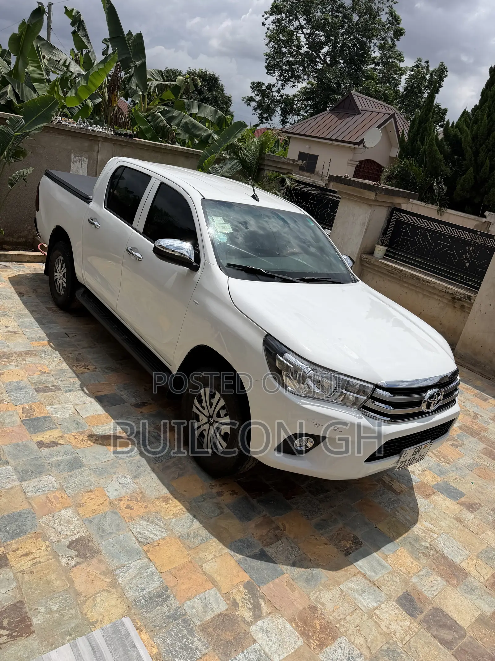 Toyota Hilux Revo Double Cab Deisel 2.8 AWD 2017 White