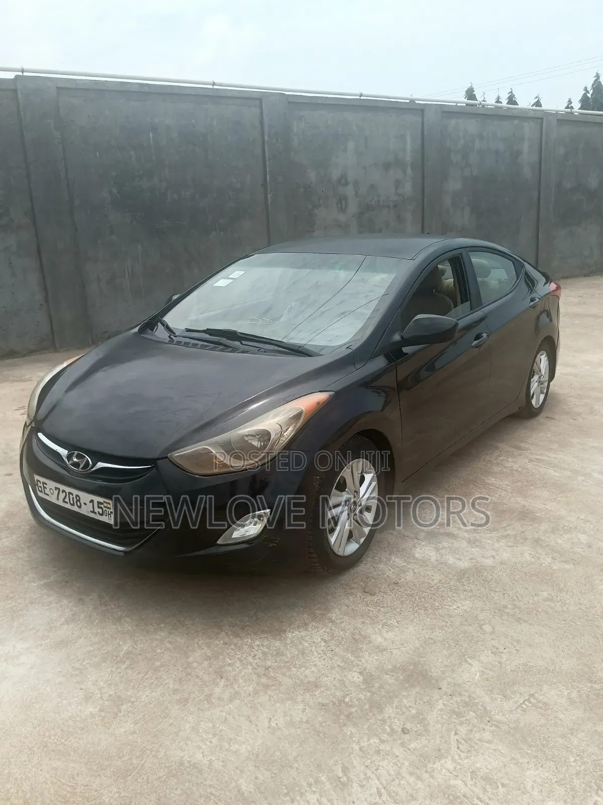 Hyundai Elantra Limited Sedan FWD (1.8L 4cyl 6A) 2013 Black