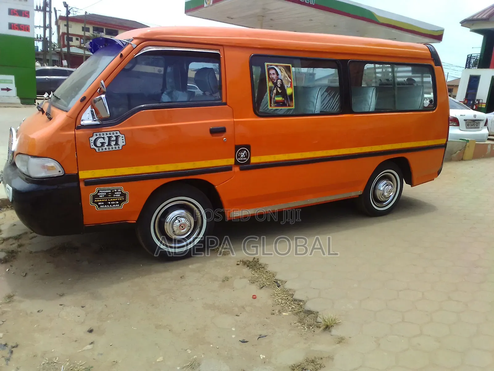 Hyundai H-100 2004 Orange