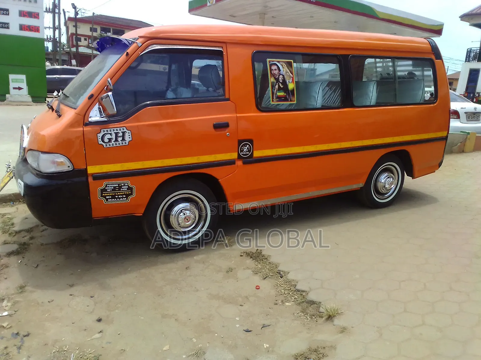 Hyundai H-100 2004 Orange