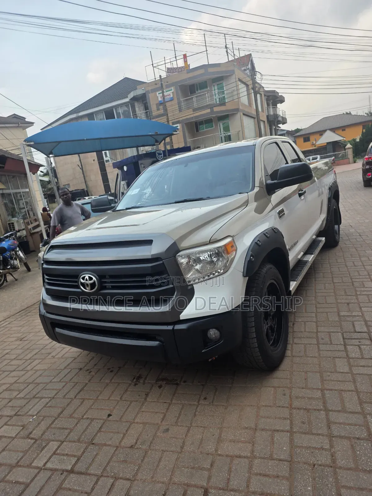 Toyota Tundra 2016 White