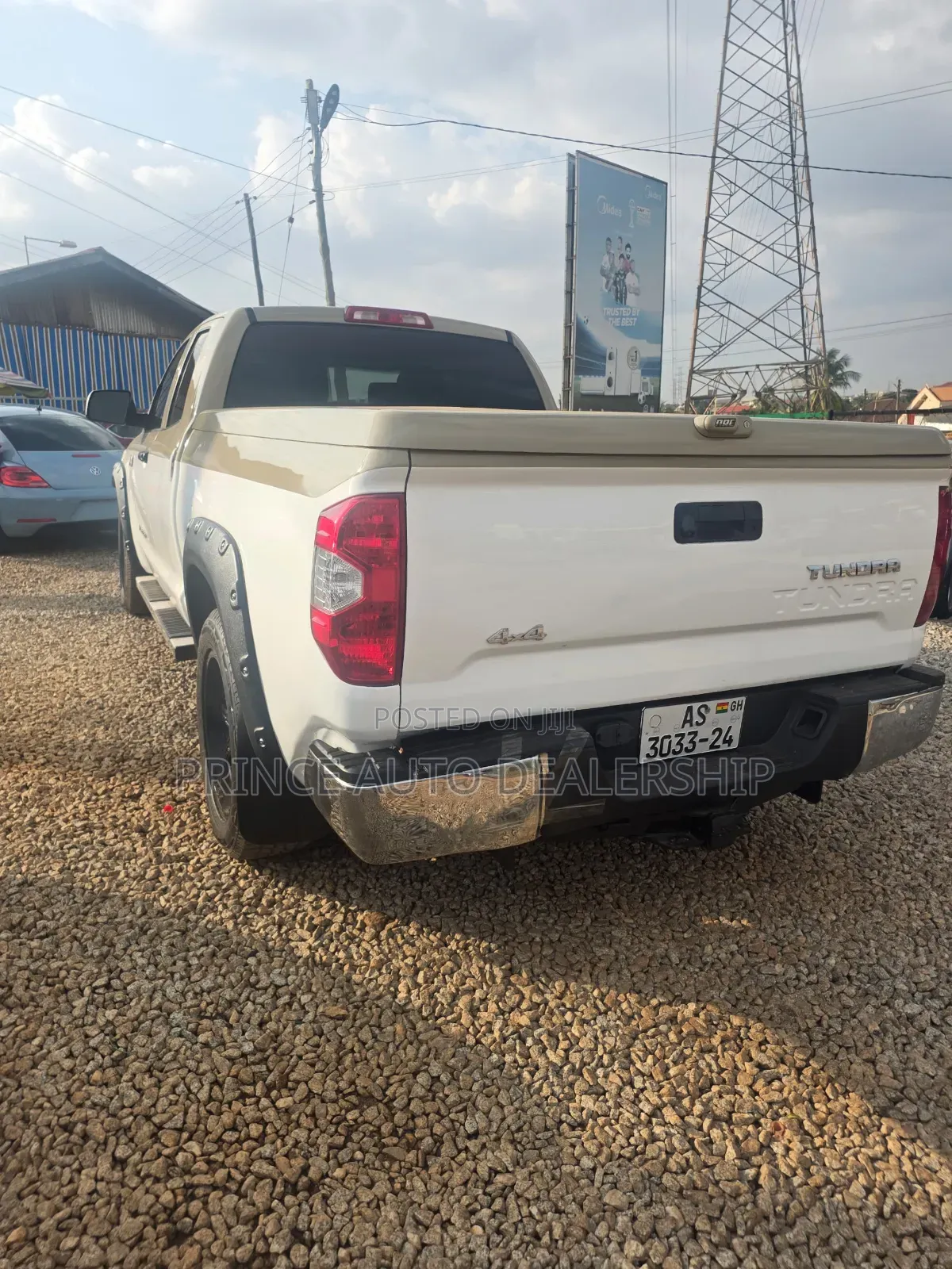 Toyota Tundra 2016 White