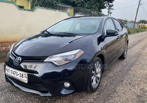 Toyota Corolla S 4dr Sedan (1.8L 4cyl CVT) 2016 Black