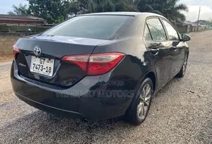 Toyota Corolla S 4dr Sedan (1.8L 4cyl CVT) 2016 Black