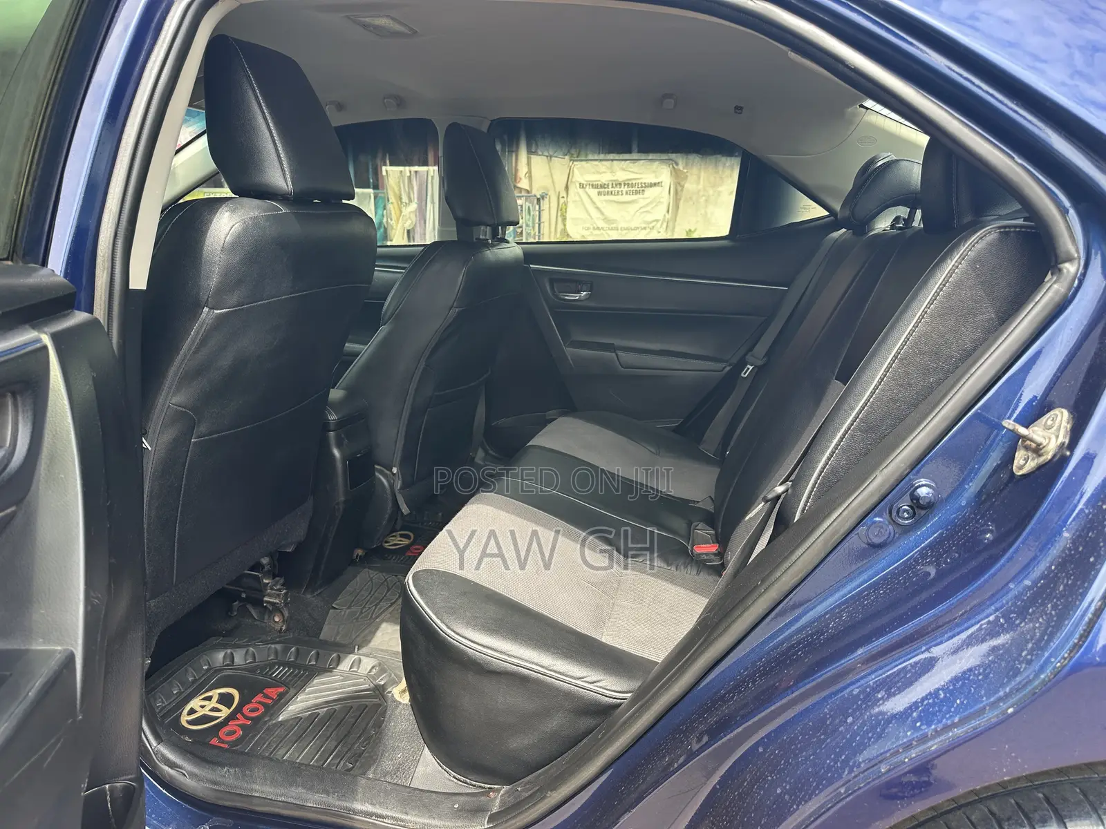 Toyota Corolla LE 4dr Sedan (1.8L 4cyl CVT) 2016 Blue