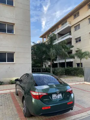 Toyota Corolla 2014 Green