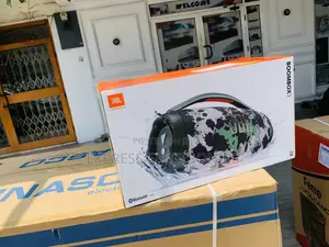 Unleashed Your Inner Pop With Boombox 3 Bluetooth Speaker