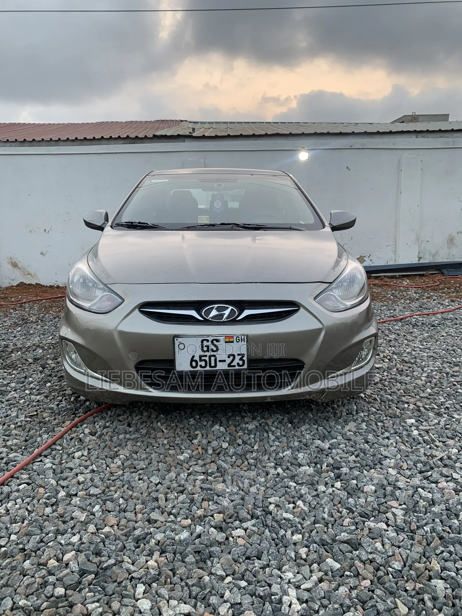 Hyundai Accent GLS 2012 Beige