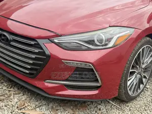 Hyundai Elantra Sport 2018 Red