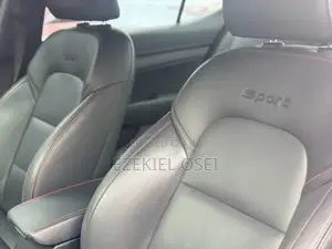 Hyundai Elantra Sport 2018 Red