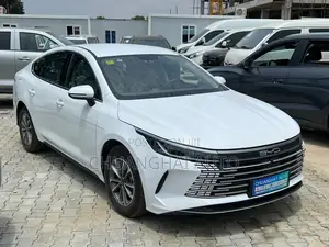 New BYD Destroyer 05 DM-i 1.5 Hybrid FWD 2025 White