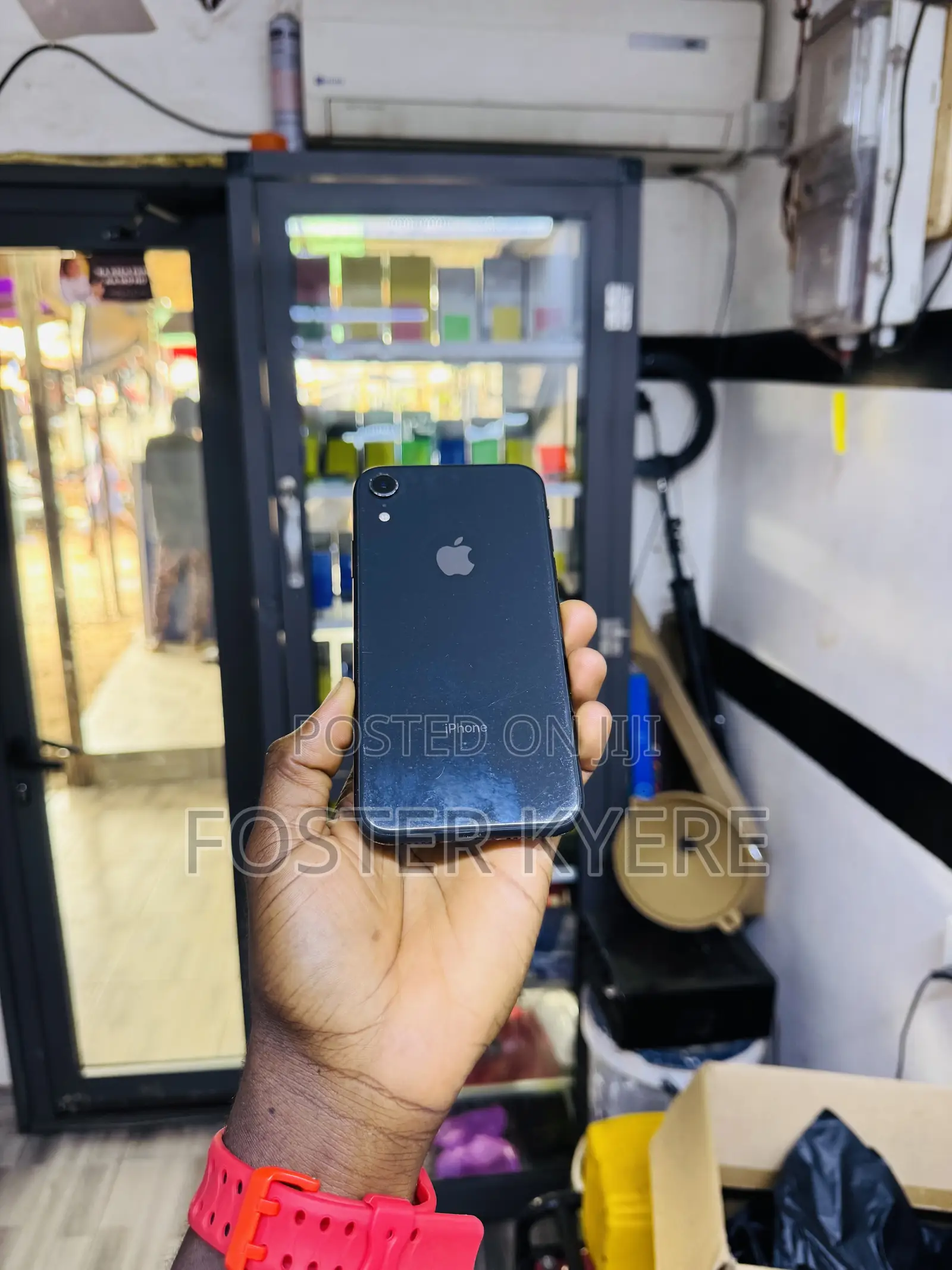Apple iPhone XR 64 GB Black