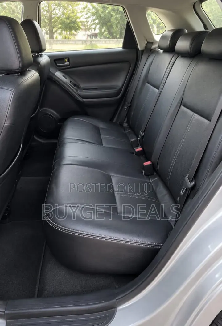 Pontiac Vibe 2007 Silver