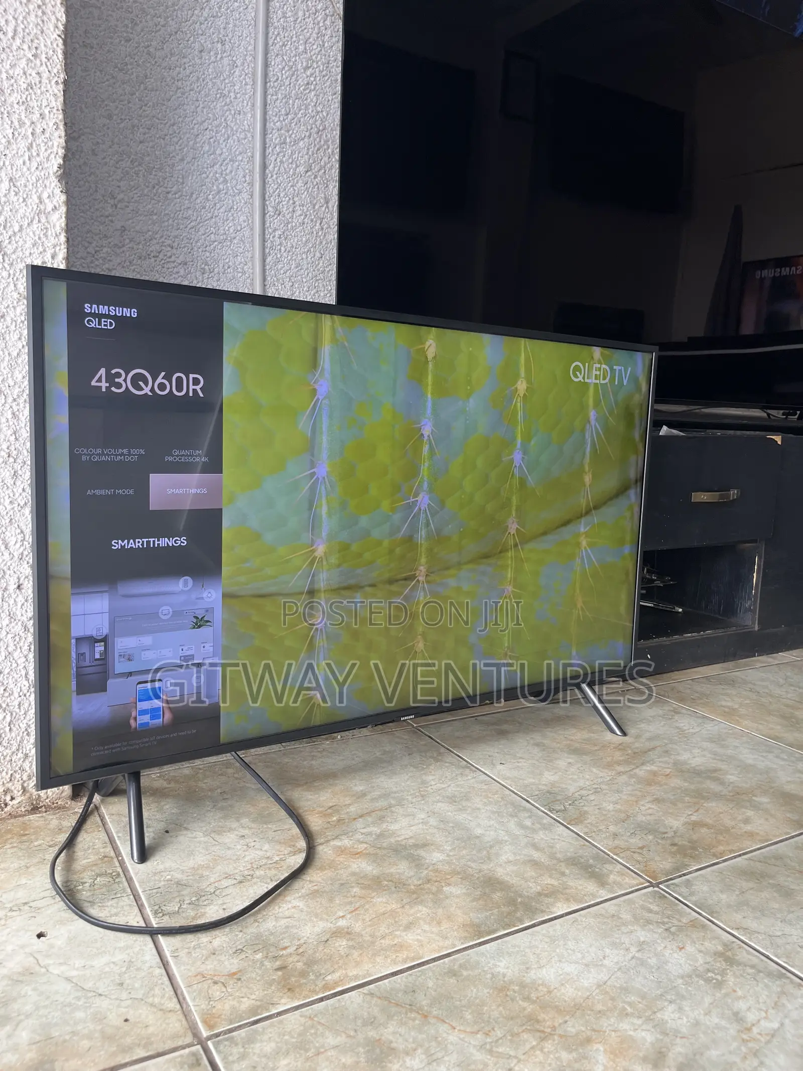 Pre-Owned Samsung QLED 43inch Smart Satellite Bluetooth AirPlay TV