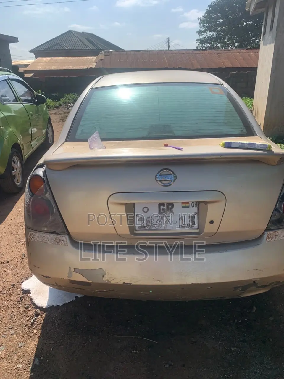 Nissan Altima 2005 Gold