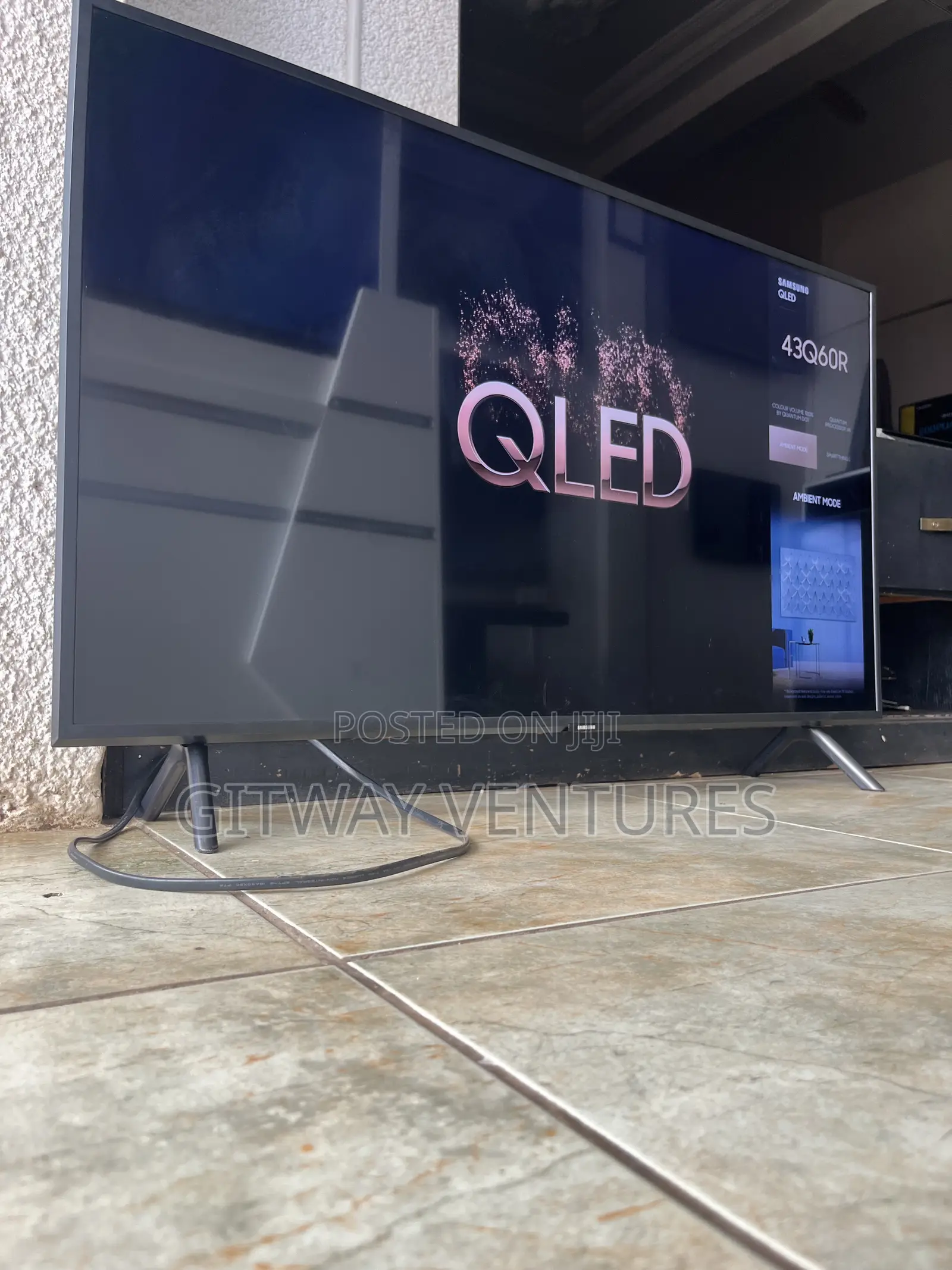 Pre-Owned Samsung QLED 43inch Smart Satellite Bluetooth AirPlay TV