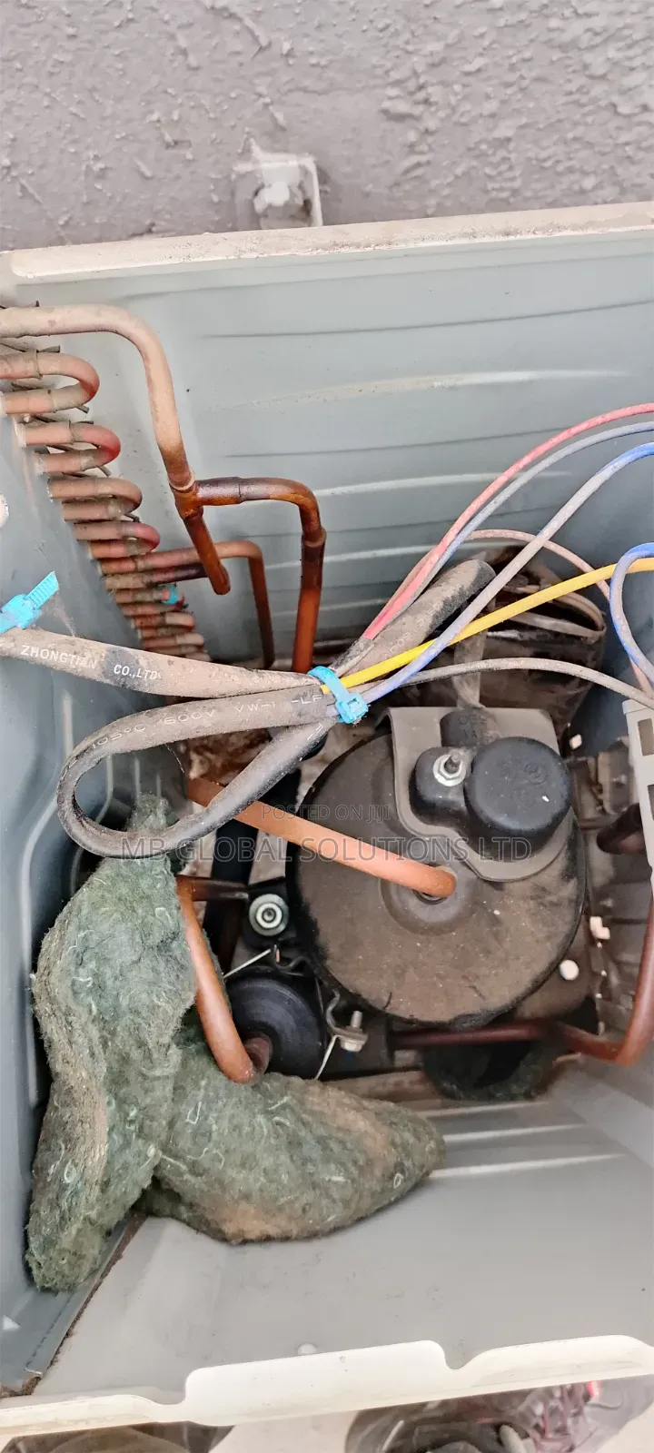 AC Servicing or Washing