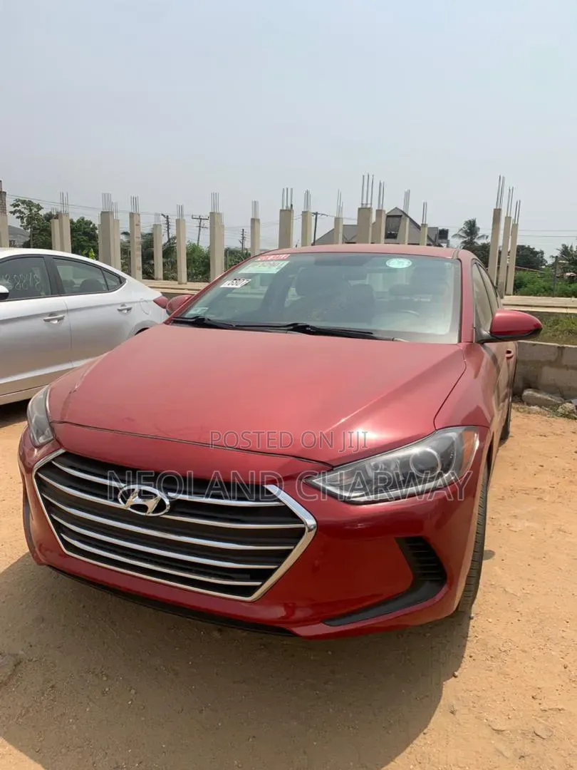 Hyundai Elantra 2017 Red