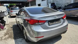 Hyundai Avante 2016 Gray