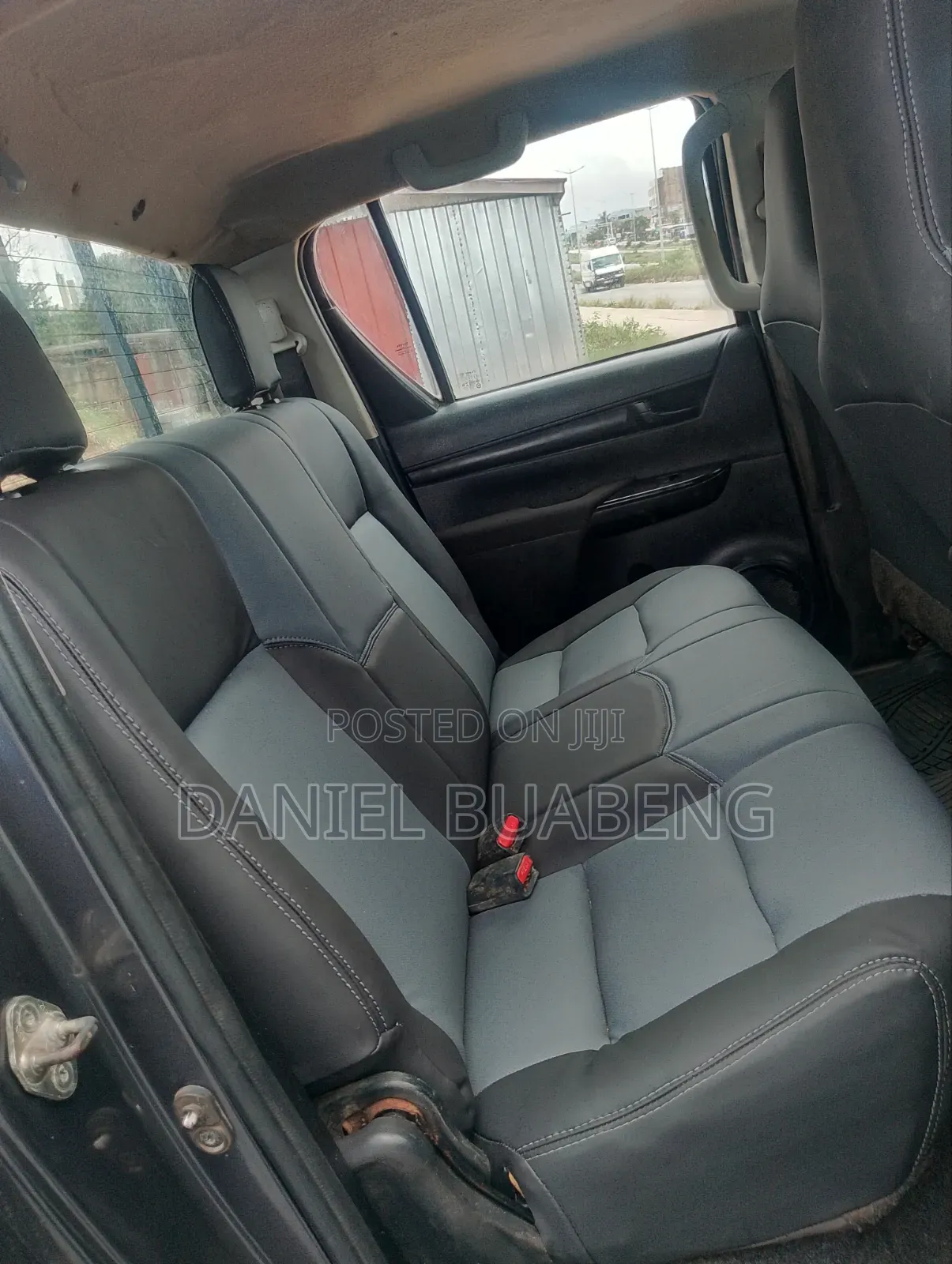 Toyota Hilux 2020 Gray