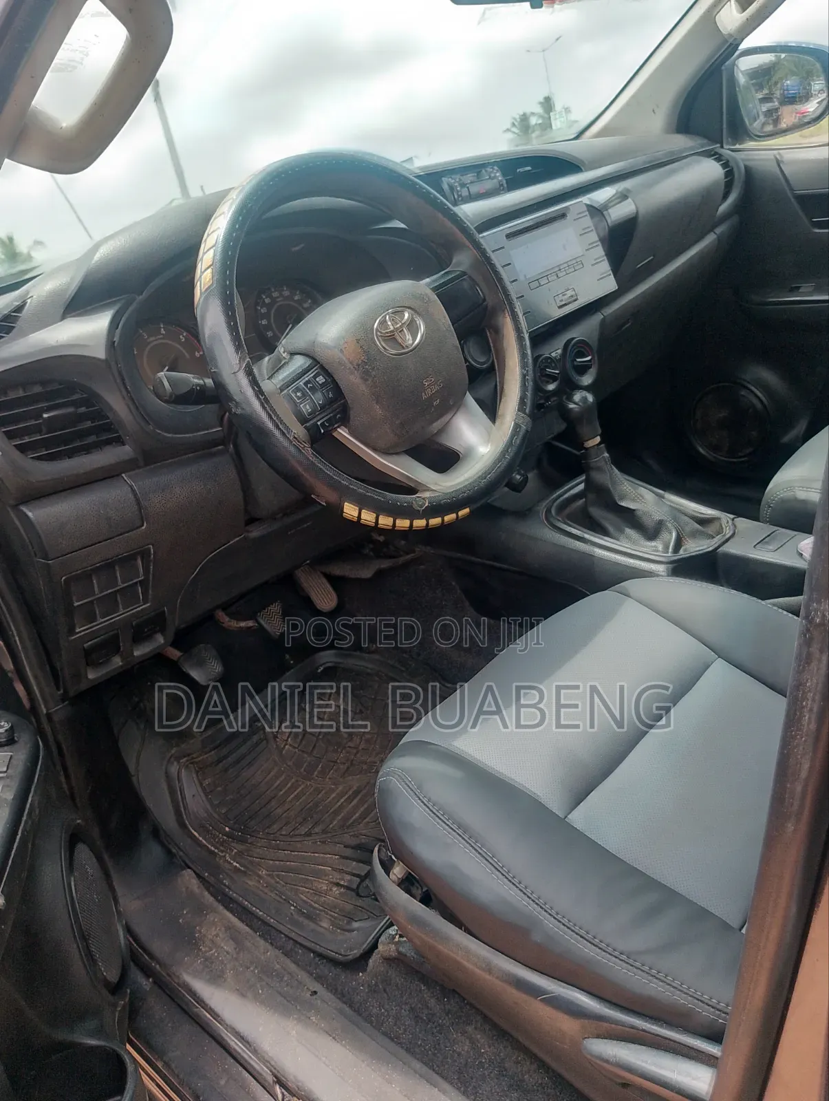 Toyota Hilux 2020 Gray