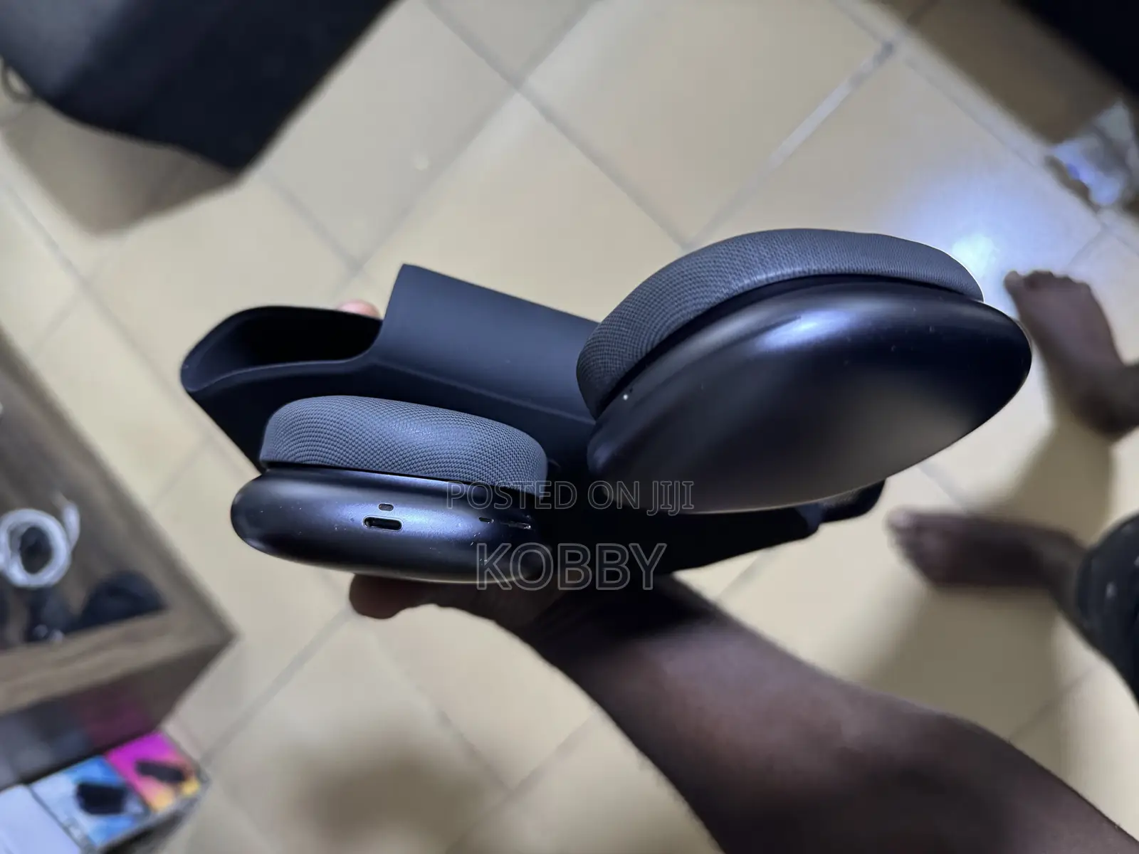 Original Apple AirPods Max , With Original Charger and Smart Case