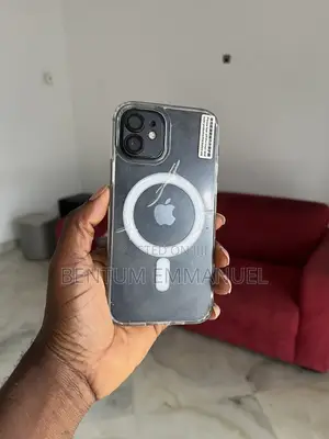 Apple iPhone 12 64 GB Black