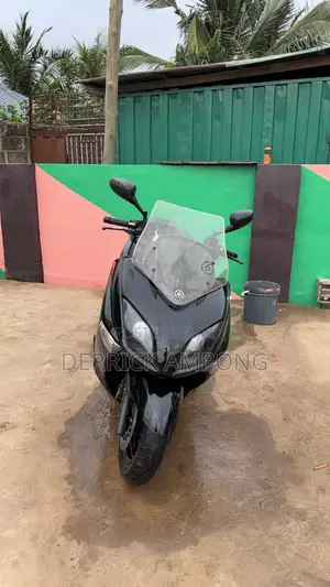 Yamaha Majesty 2014 Black