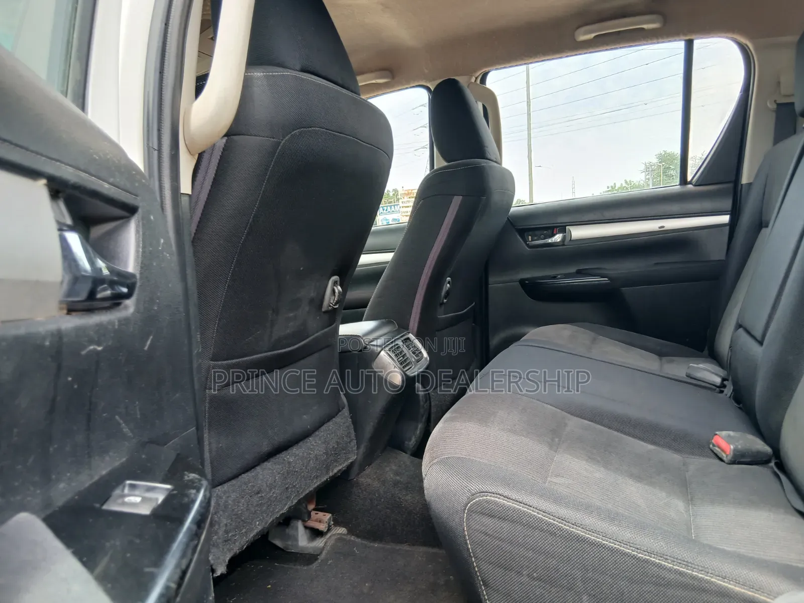 Toyota Hilux 2016 White