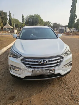Hyundai Santa Fe 2017 White