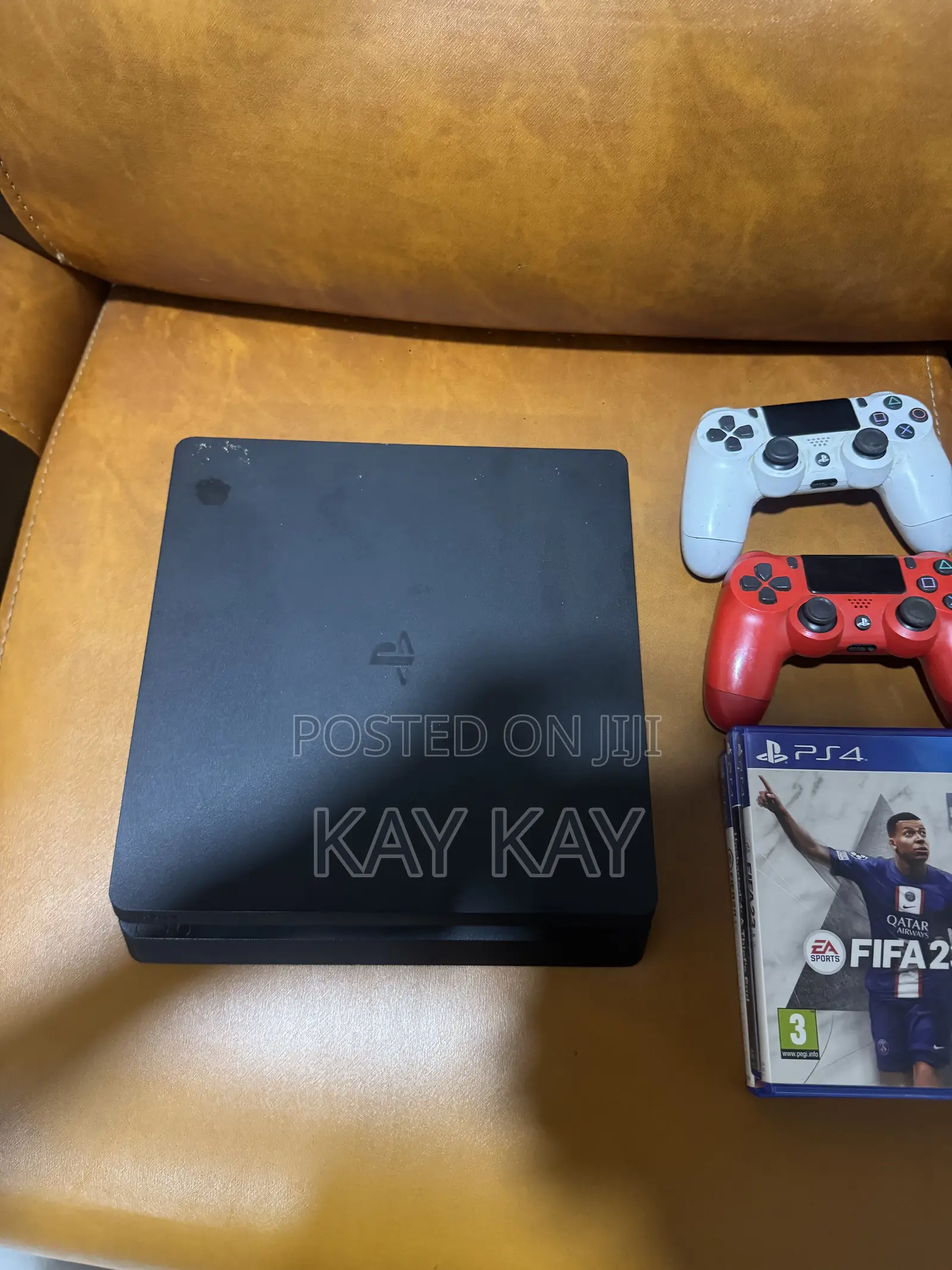 PS 4 Slim Console With 3 CDs 2 Controllers