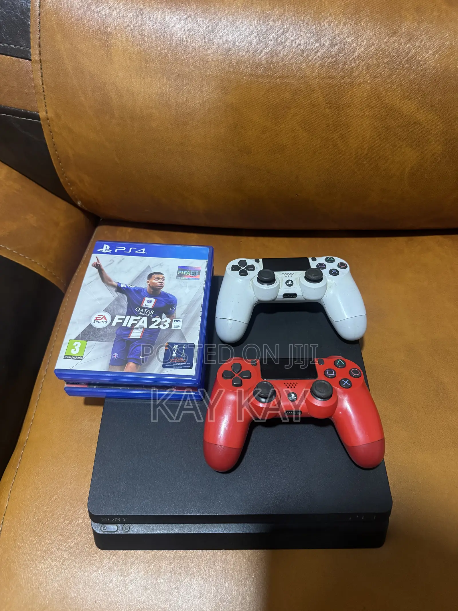 PS 4 Slim Console With 3 CDs 2 Controllers