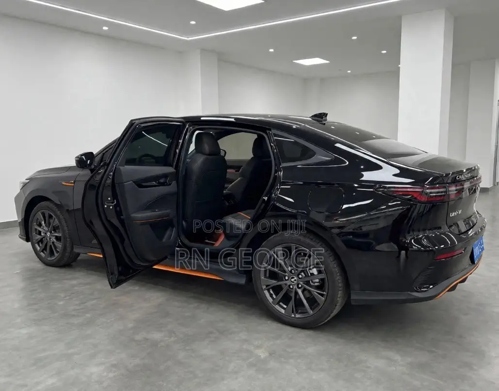 Changan UNI-V 2025 Black