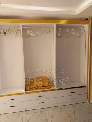 Boutique Shelves