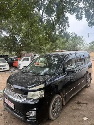 Toyota Voxy V 4WD 7-Seater 2012 Black