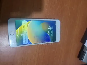 Apple iPhone 8 Plus 64 GB White