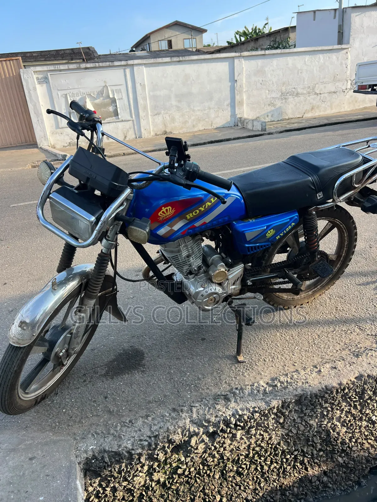 New Royal Motorcycle 2022 Black