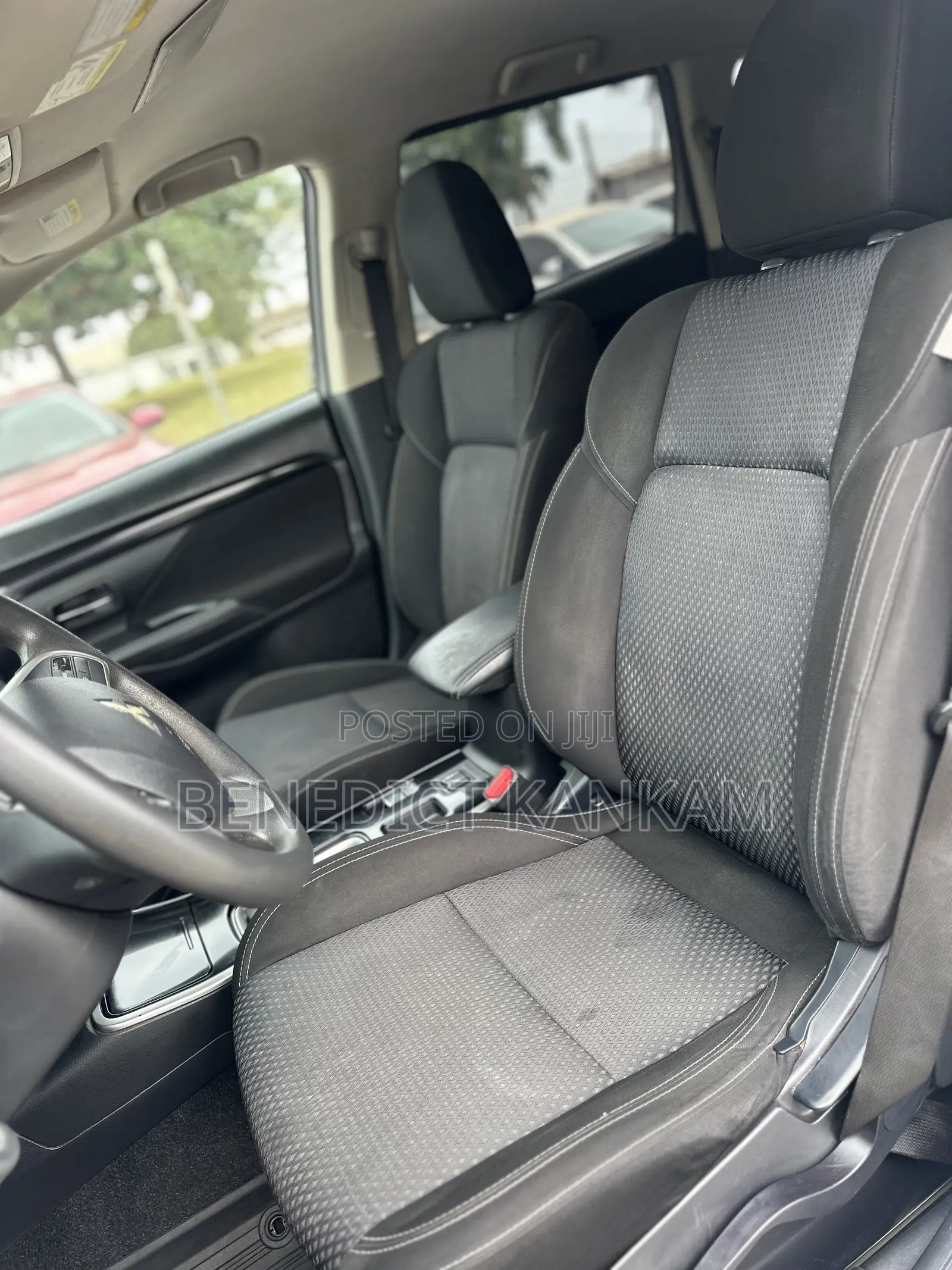 Mitsubishi Outlander SE AWC 2019 White