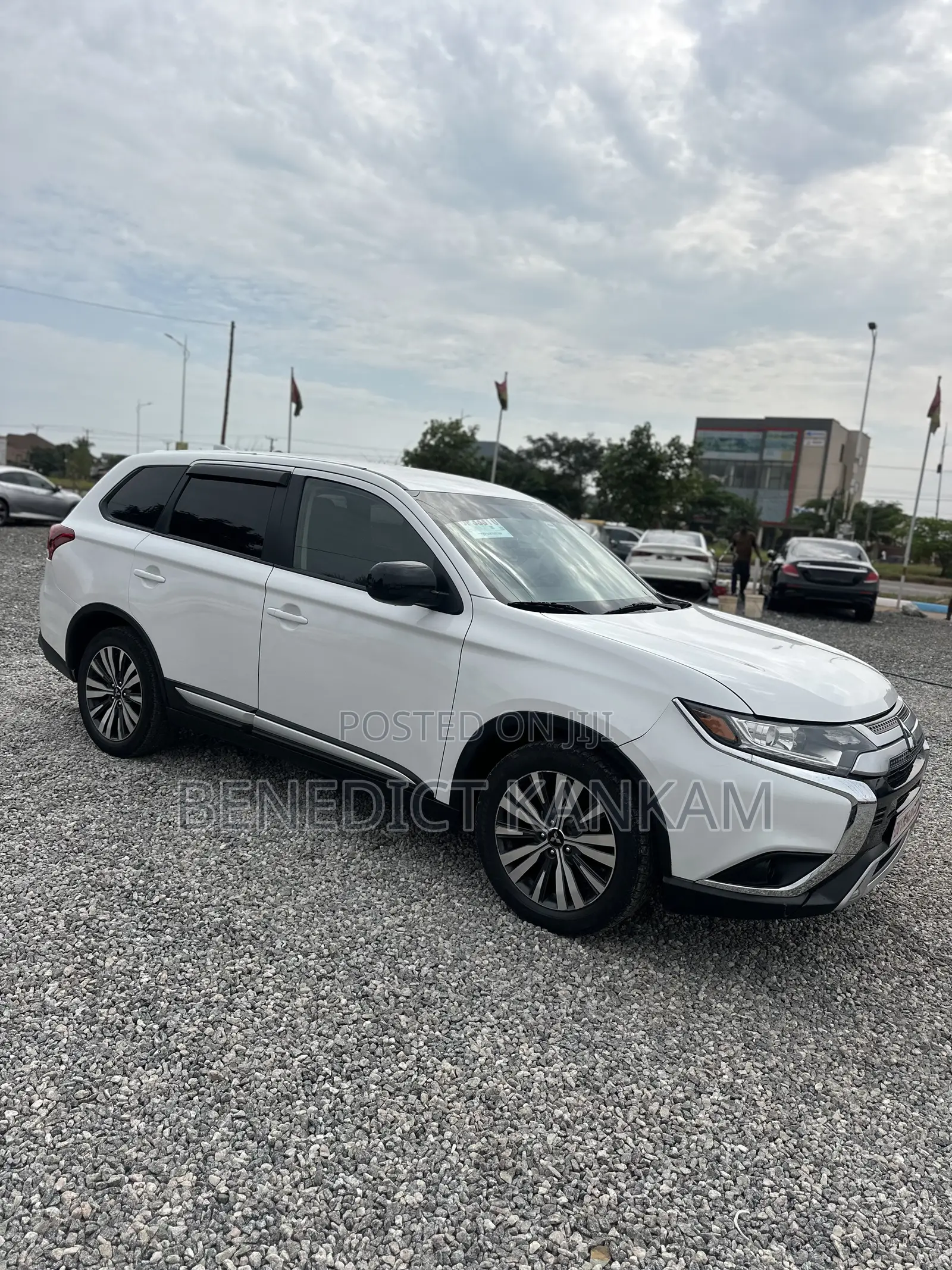 Mitsubishi Outlander SE AWC 2019 White